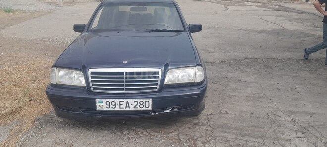 Mercedes C 180 2000, 250,000 km - 1.8 l - İsmayıllı