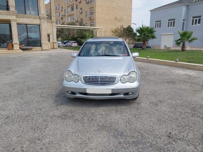 Mercedes C 240 2002, 327,000 km - 2.6 l - Bakı