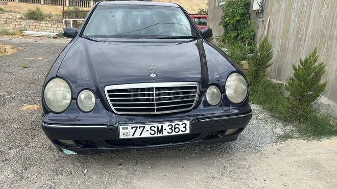 Mercedes E 220 1999, 192,000 km - 2.2 l - Bakı