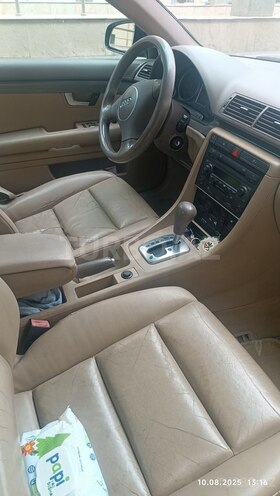 Audi A4 2004, 242,000 km - 1.8 l - Bakı