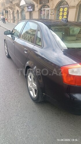 Audi A4 2004, 242,000 km - 1.8 l - Bakı