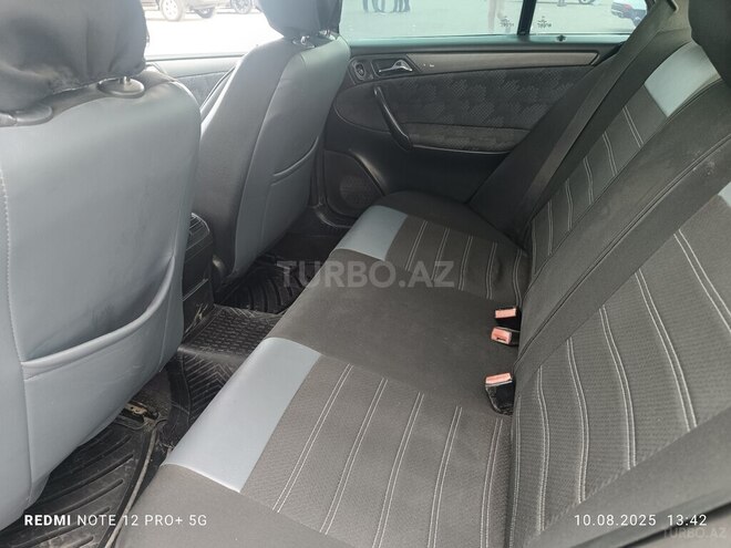Mercedes C 200 2001, 356,000 km - 2.0 l - Bakı