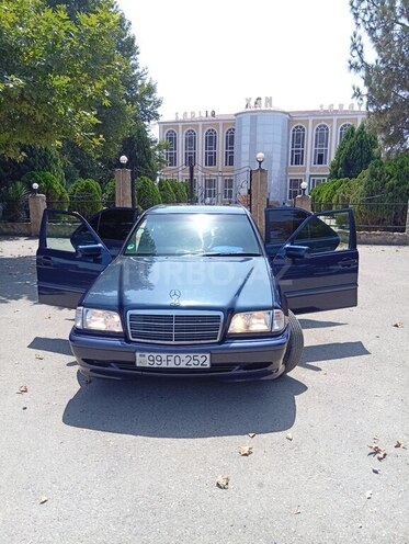 Mercedes C 180 1999, 280,000 km - 1.8 l - Goranboy