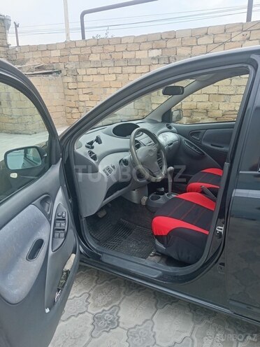 Toyota Vitz 2000, 297,654 km - 1.3 l - Sumqayıt
