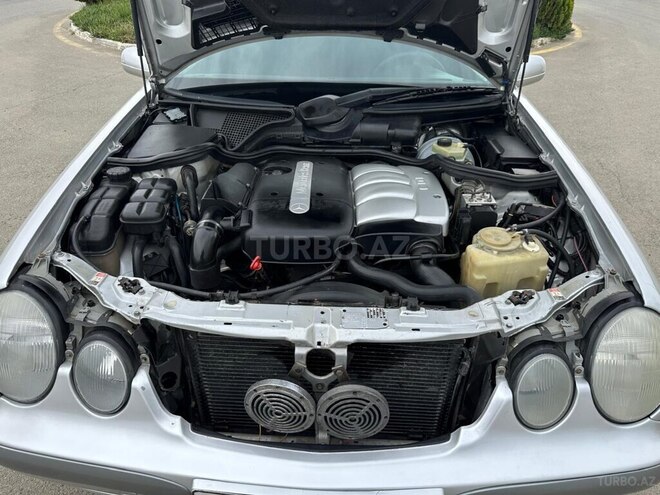 Mercedes E 220 2000, 434,000 km - 2.2 l - Şirvan