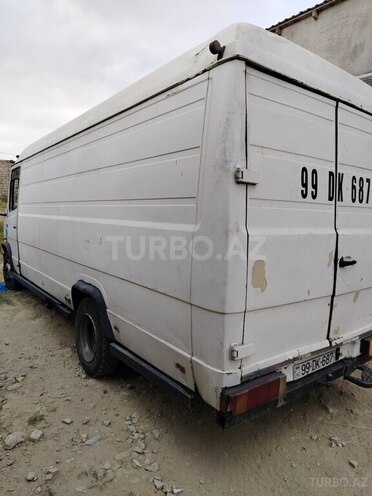 Mercedes 809 D 1992, 529,000 km - 4.0 l - Bakı