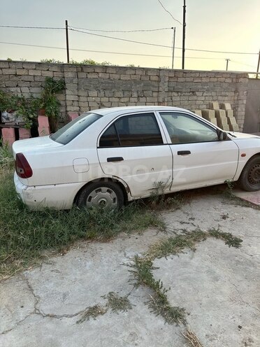 Mitsubishi Lancer 1997, 400,000 km - 1.3 l - Bakı
