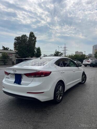 Hyundai Elantra 2017, 136,000 km - 2.0 l - Bakı