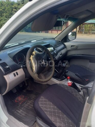 Mitsubishi L200 2014, 334,434 km - 2.5 l - Ağdam