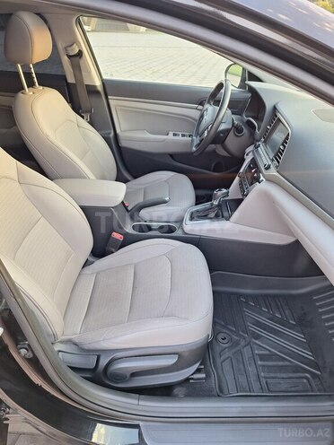 Hyundai Elantra 2016, 111,000 km - 2.0 l - Bakı