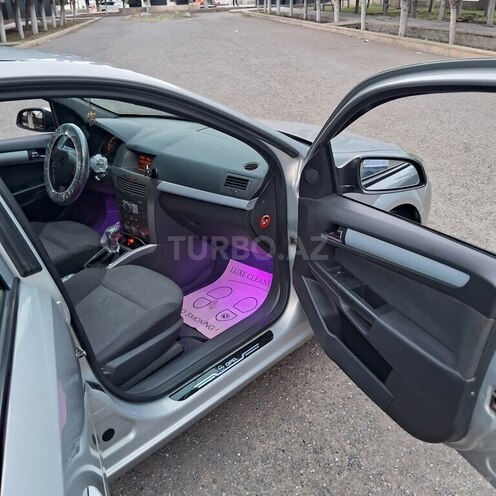 Opel Astra 2006, 323,224 km - 1.4 l - Gəncə