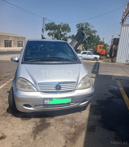 Mercedes A 160 2003, 250,000 km - 1.6 l - Naftalan