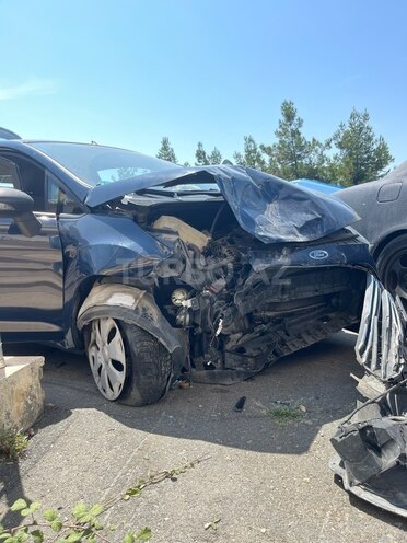 Ford Fiesta 2015, 102,000 km - 1.5 l - Balakən