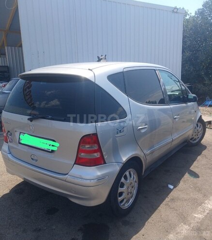 Mercedes A 160 2003, 250,000 km - 1.6 l - Naftalan