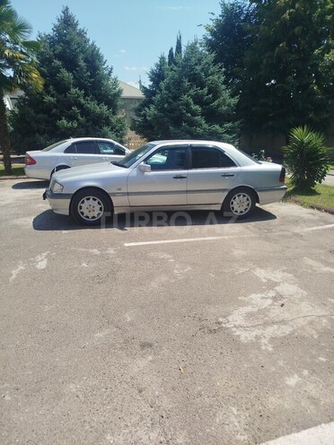 Mercedes C 180 1998, 358,000 km - 1.8 l - Tovuz