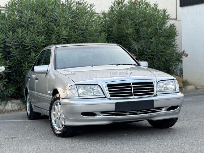 Mercedes C 200 1998, 184,000 km - 2.0 l - Saatlı