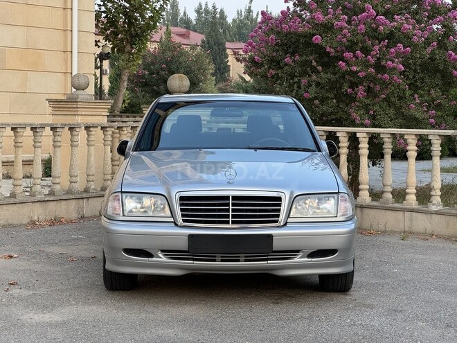 Mercedes C 200 1998, 184,000 km - 2.0 l - Saatlı
