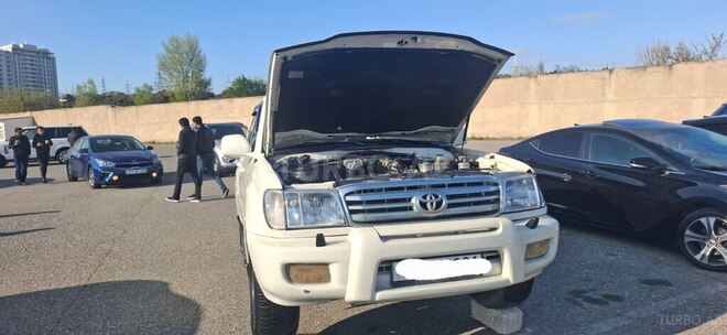 Toyota Land Cruiser 2021, 455,000 km - 4.5 l - Bakı
