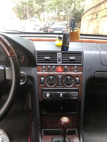 Mercedes C 230 1997, 363,500 km - 2.3 l - Bakı