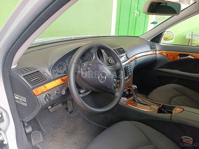 Mercedes E 300 2006, 310,800 km - 3.0 l - Bərdə