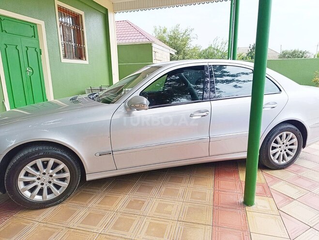 Mercedes E 300 2006, 310,800 km - 3.0 l - Bərdə