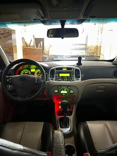 Hyundai Accent 2006, 228,000 km - 1.6 l - Bakı