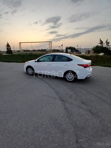 Hyundai Accent 2021, 102,998 km - 1.6 l - Bakı