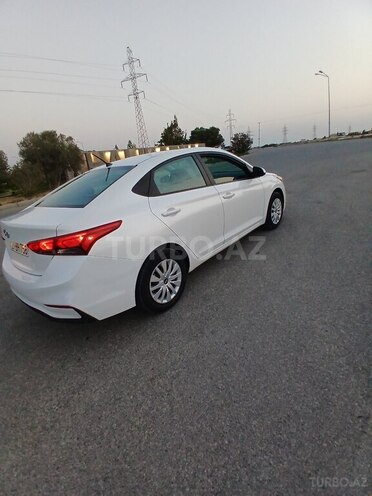 Hyundai Accent 2021, 102,998 km - 1.6 l - Bakı