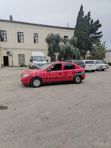 Opel Astra 2009, 130,000 km - 1.4 l - Astara