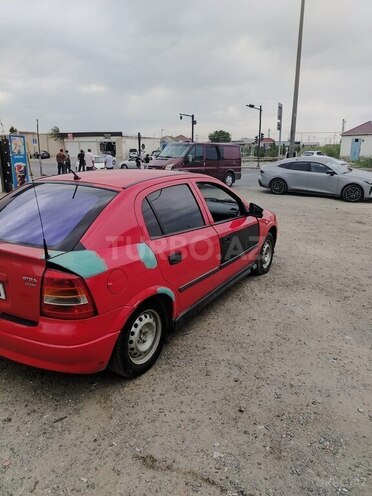 Opel Astra 2009, 130,000 km - 1.4 l - Astara