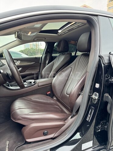 Mercedes  2019, 110,000 km - 2.0 l - Bakı