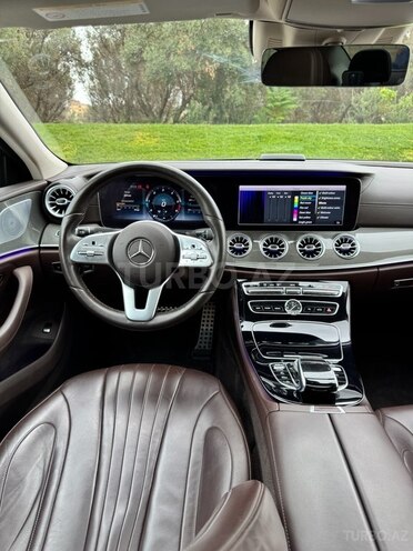 Mercedes  2019, 110,000 km - 2.0 l - Bakı
