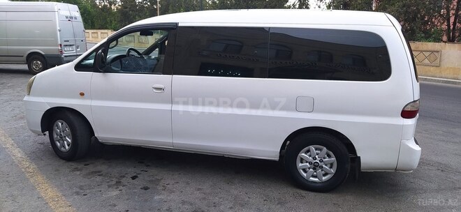 Hyundai H-1 2005, 550,000 km - 2.5 l - Quba
