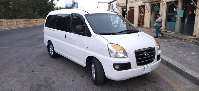 Hyundai H-1 2005, 550,000 km - 2.5 l - Quba