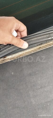 Mercedes E 220 1994, 203,160 km - 2.2 l - Bakı