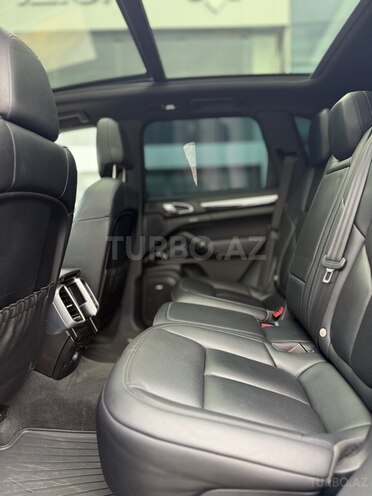 Porsche Cayenne E-Hybrid 2016, 90,000 km - 3.0 l - Bakı