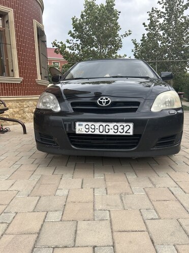 Toyota Corolla 2005, 310,000 km - 1.4 l - Gəncə