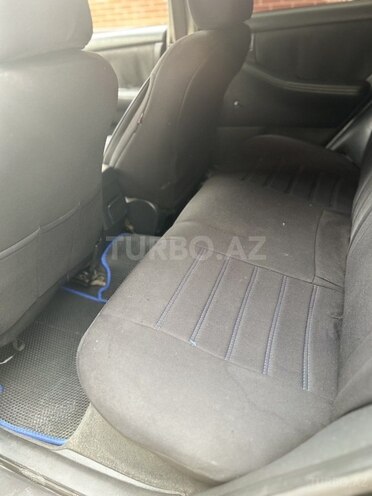 Toyota Corolla 2005, 310,000 km - 1.4 l - Gəncə