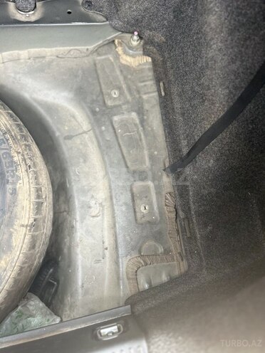Toyota Corolla 2005, 310,000 km - 1.4 l - Gəncə