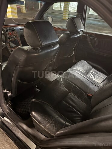Mercedes E 270 2000, 499,999 km - 2.7 l - Bakı