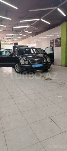 Mercedes E 280 1999, 353,000 km - 2.8 л - Bakı