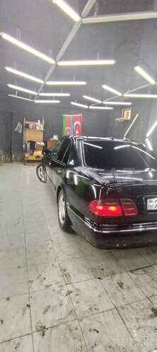 Mercedes E 280 1999, 353,000 km - 2.8 л - Bakı