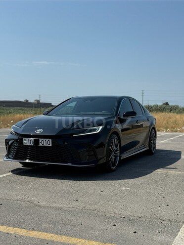 Toyota Camry 2024, 9,500 km - 2.0 л - Bakı