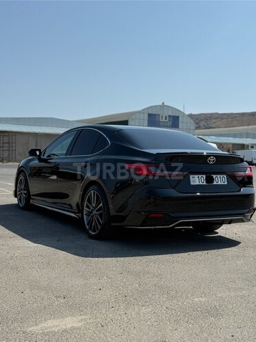 Toyota Camry 2024, 9,500 km - 2.0 л - Bakı