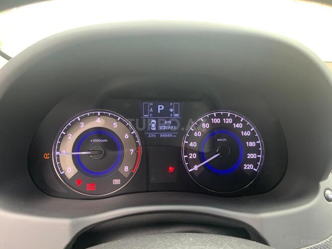 Hyundai Accent 2017, 84,900 km - 1.4 л - Bakı