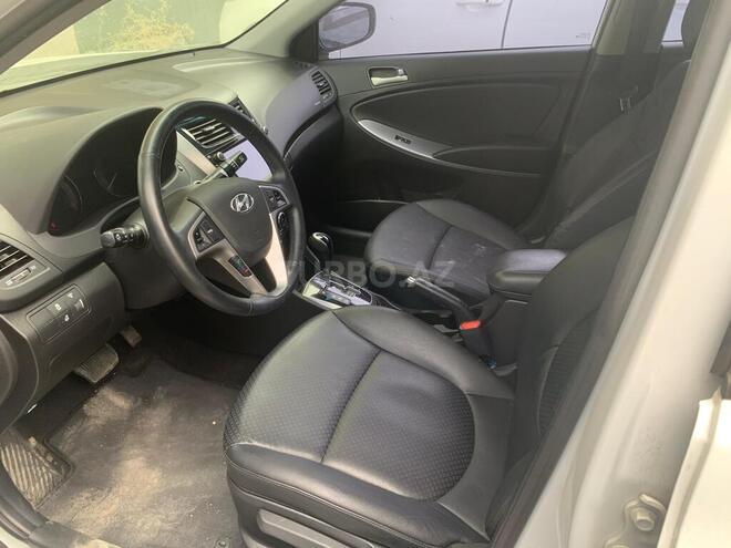 Hyundai Accent 2017, 84,900 km - 1.4 л - Bakı