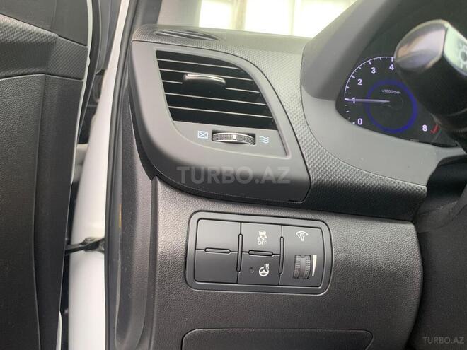 Hyundai Accent 2017, 84,900 km - 1.4 л - Bakı