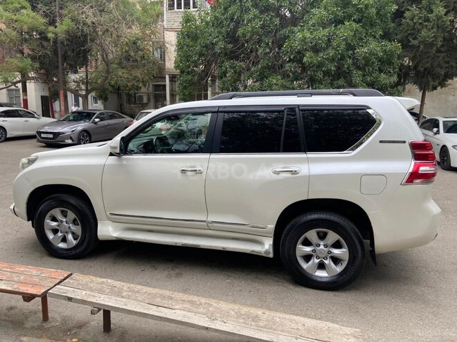 Toyota Land Cruiser Prado 2011, 224,000 km - 2.7 l - Bakı