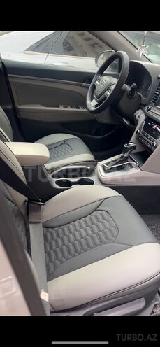 Hyundai Elantra 2018, 120,701 km - 2.0 л - Bakı