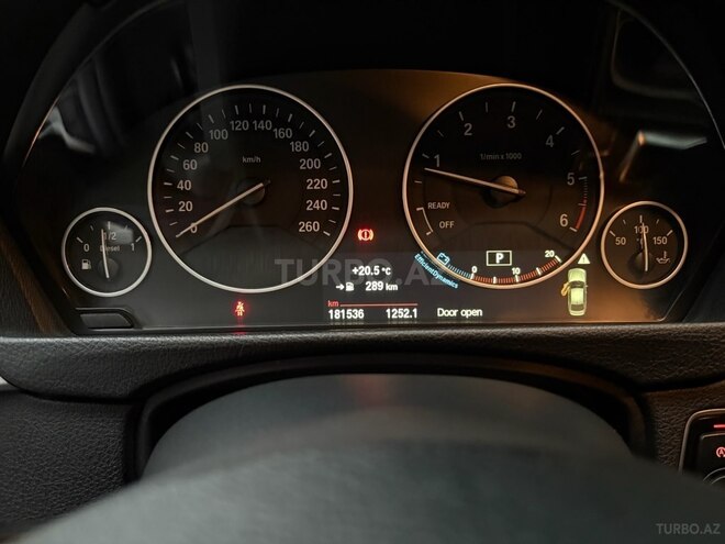 BMW 320 2015, 180,000 km - 2.0 l - Bakı